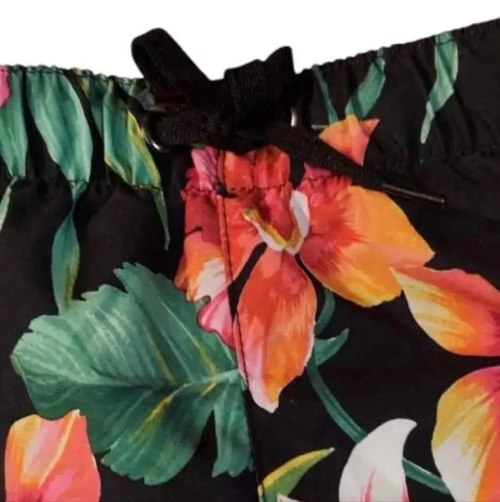 Oasis colorful floral